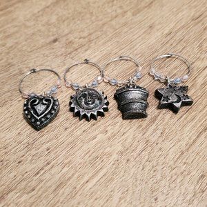 Set of 4 sun and star charms pendants